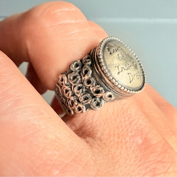 Retired Silpada "Love Cherish Inspire Dream" R2821 Sterling Silver Ring… - Picture 3 of 12
